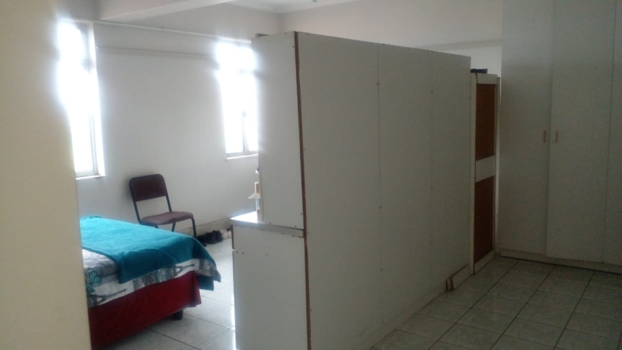 1 Bedroom Property for Sale in Port Elizabeth Central Eastern Cape